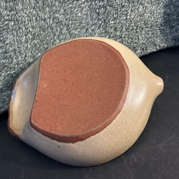 1970s Pig Citrus Press UCTCI Stoneware Farmhouse Decor Collectible Pottery - Picture 7 of 7